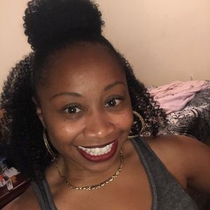 Meet your Posher, Shaneka